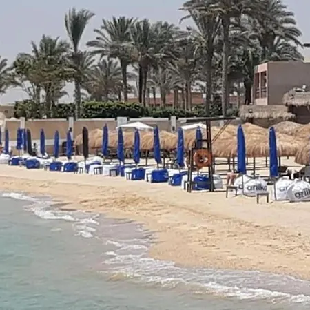 2 Bedroom Chalet, Private Garden Ain El Sokhna Ain Sukhna Exterior photo